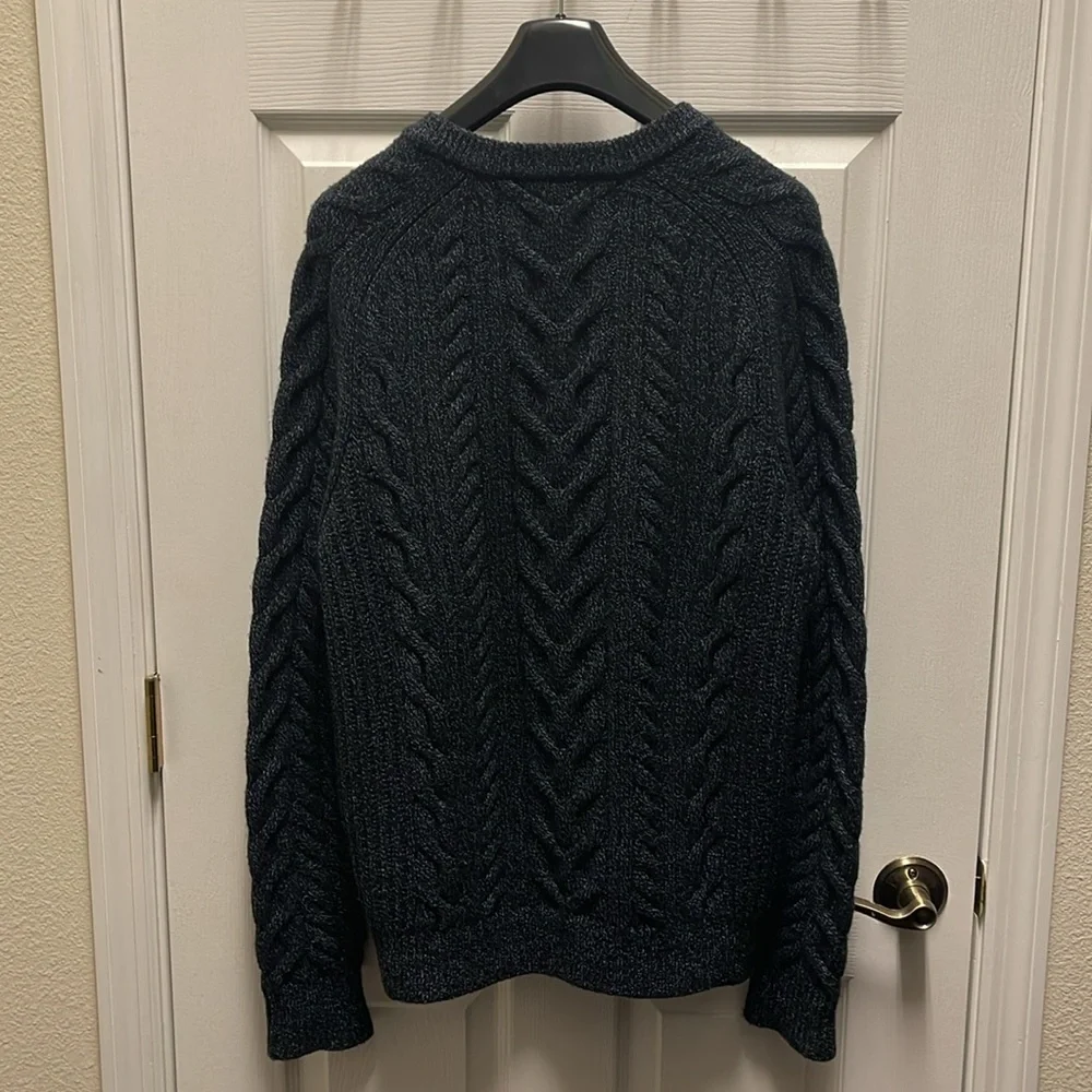 Banana Republic Cable Knit Sweater - Picture 2 of 4
